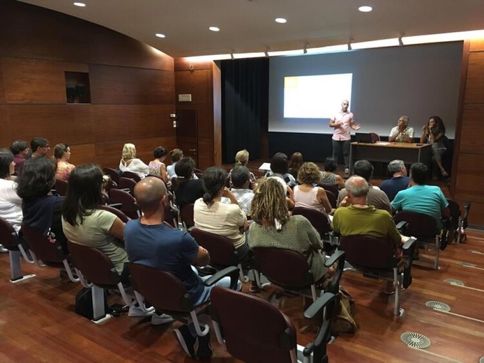 Sessão de Apresentação e Esclarecimento